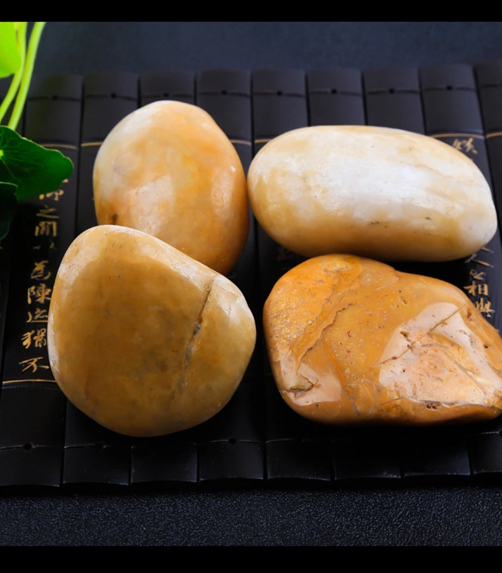 Fine, polished pebbles (Yellow)