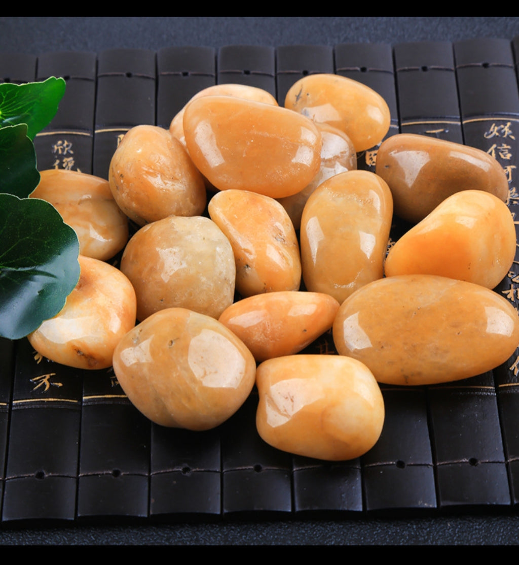 Fine, polished pebbles (Yellow)